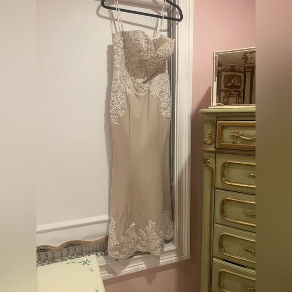 Jovanni pearl cream dress size 4 - Picture 1 of 6